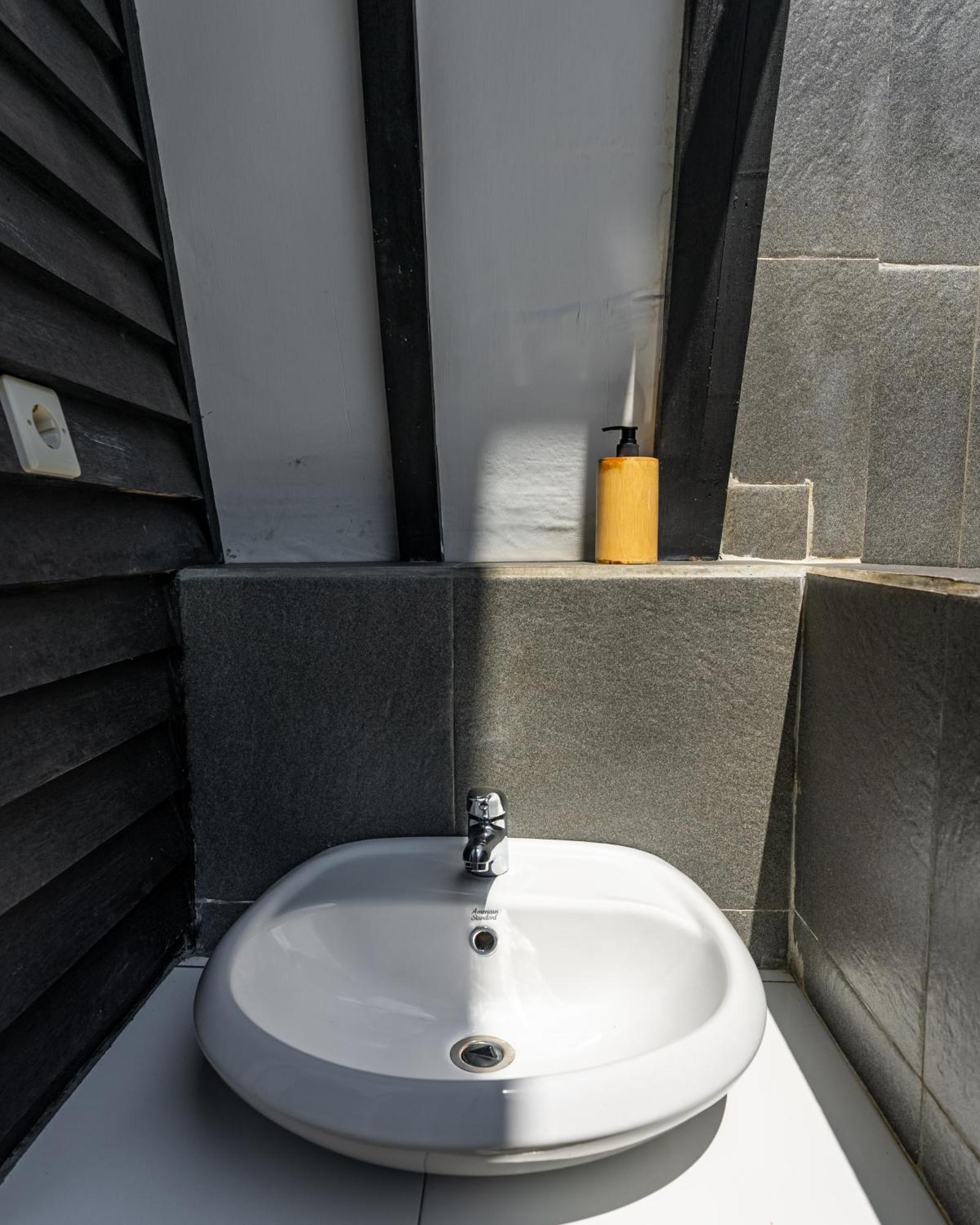 Resort Gili Trawangan - Bungalow With Private Pool エクステリア 写真